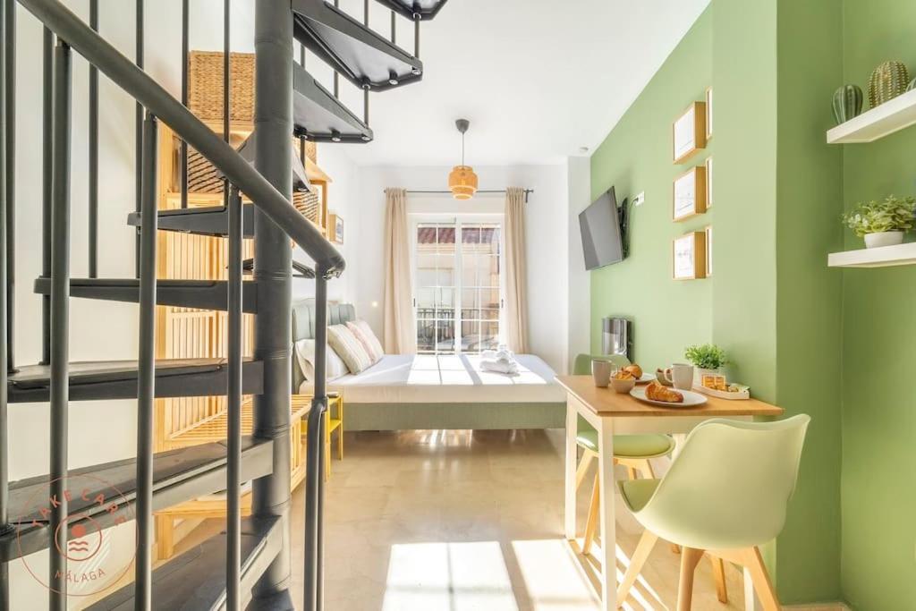 Estudio Toro In Malaga Met Dakterras Extérieur photo
